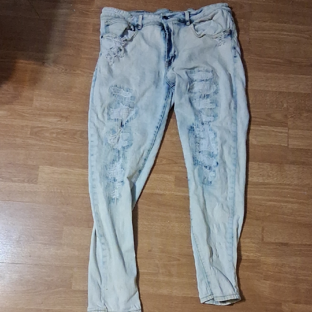 Rue 21 38x32 Light Blue Distressed Stretch Skinny Jeans